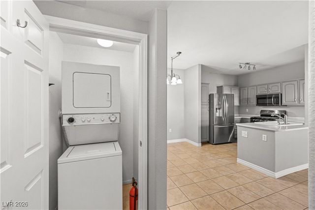 855 North Stephanie Street 1115, Henderson, NV 89014