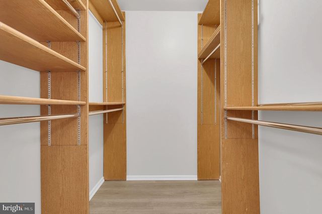 11617 SILENT VALLEY LN, North Potomac, MD 20878