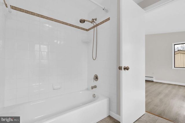 11617 SILENT VALLEY LN, North Potomac, MD 20878