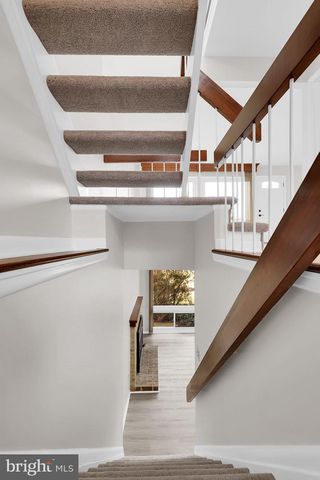 11617 SILENT VALLEY LN, North Potomac, MD 20878