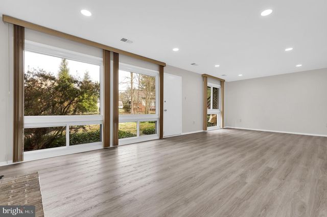 11617 SILENT VALLEY LN, North Potomac, MD 20878