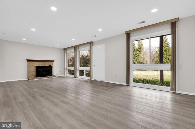 11617 SILENT VALLEY LN, North Potomac, MD 20878