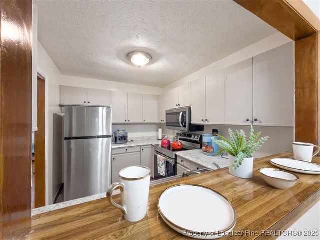 1196 Wrenwood Court, Fayetteville, NC 28303