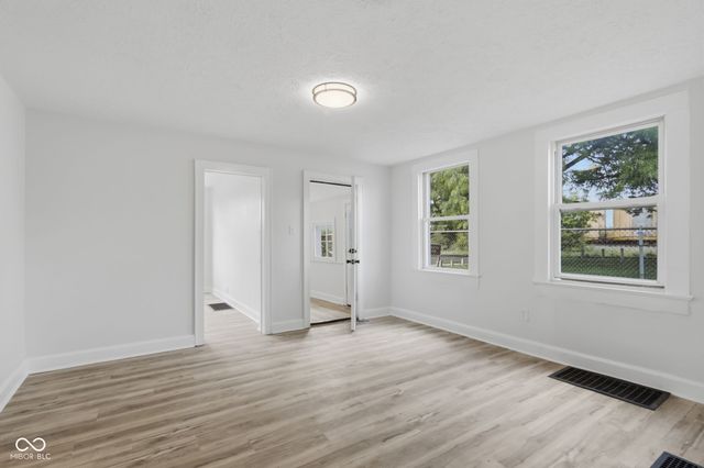 260 E Beecher Street, Indianapolis, IN 46225