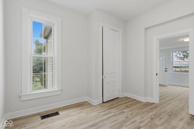 260 E Beecher Street, Indianapolis, IN 46225