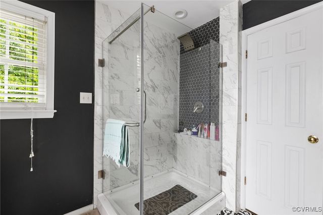 10118 Bon Air Crest Dr, North Chesterfield, VA 23235
