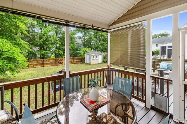 10118 Bon Air Crest Dr, North Chesterfield, VA 23235