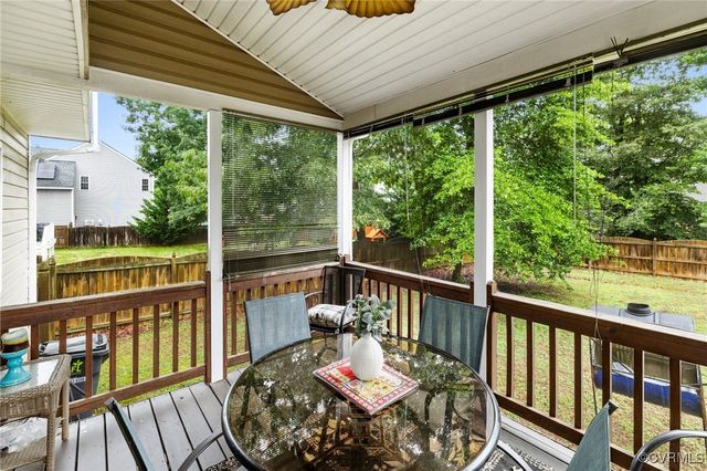 10118 Bon Air Crest Dr, North Chesterfield, VA 23235