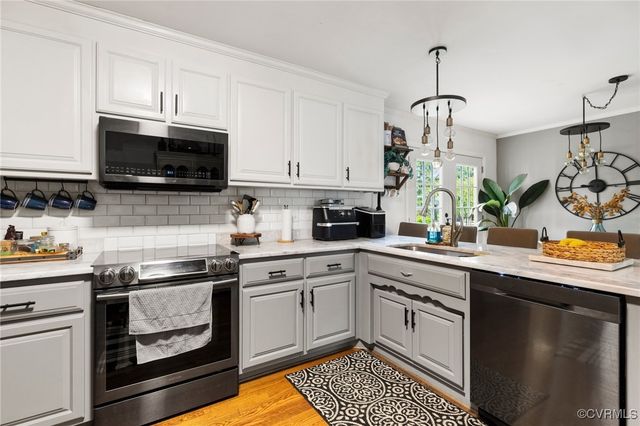 10118 Bon Air Crest Dr, North Chesterfield, VA 23235