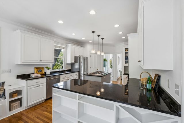 7 2nd Avenue, Isle Of Palms, SC 29451