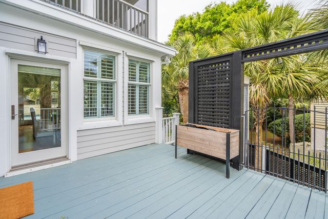 7 2nd Avenue, Isle Of Palms, SC 29451