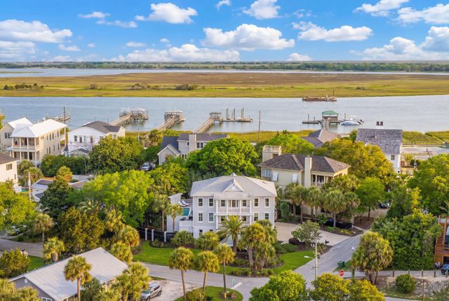 7 2nd Avenue, Isle Of Palms, SC 29451