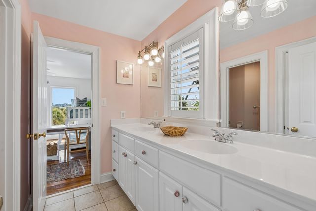 7 2nd Avenue, Isle Of Palms, SC 29451