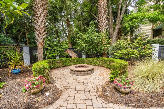 7 2nd Avenue, Isle Of Palms, SC 29451