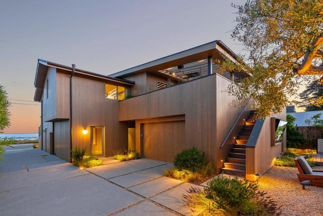 1122 W Cliff Drive, Santa Cruz, CA 95060