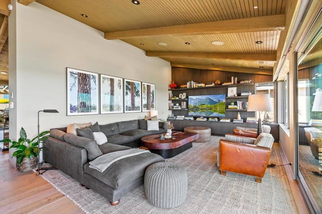 1122 W Cliff Drive, Santa Cruz, CA 95060