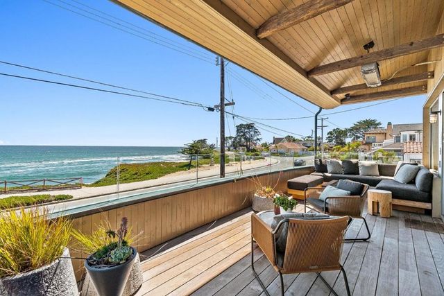 1122 W Cliff Drive, Santa Cruz, CA 95060