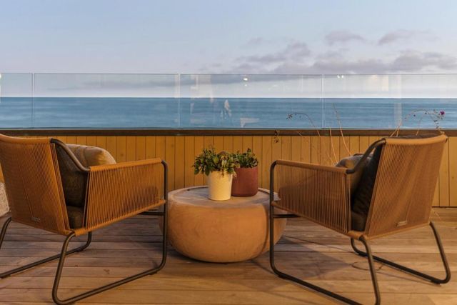 1122 W Cliff Drive, Santa Cruz, CA 95060