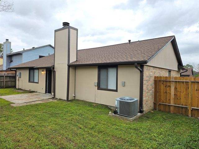 8807 Moonlight Forest Drive, Houston, TX 77088