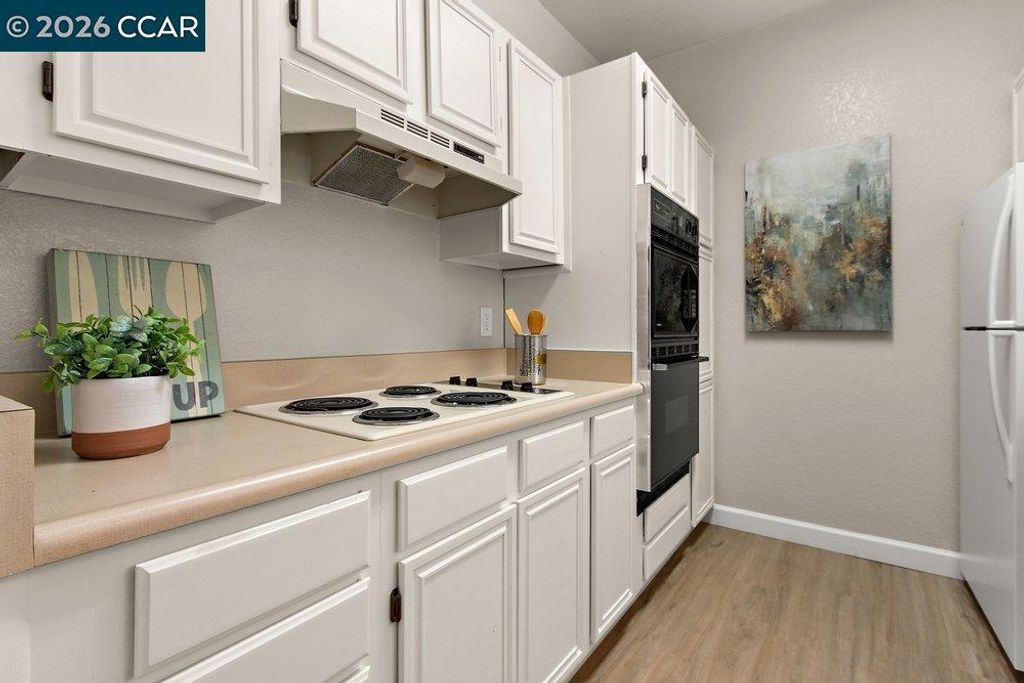 Image 14 of property listing at 1860 Tice Creek Dr 1206, Walnut Creek, CA 94595