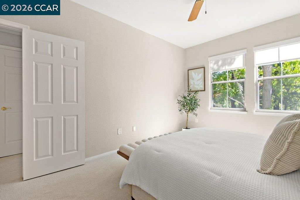 Image 18 of property listing at 1860 Tice Creek Dr 1206, Walnut Creek, CA 94595