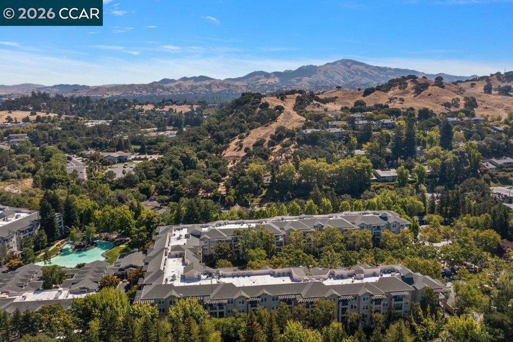 Image 30 of property listing at 1860 Tice Creek Dr 1206, Walnut Creek, CA 94595
