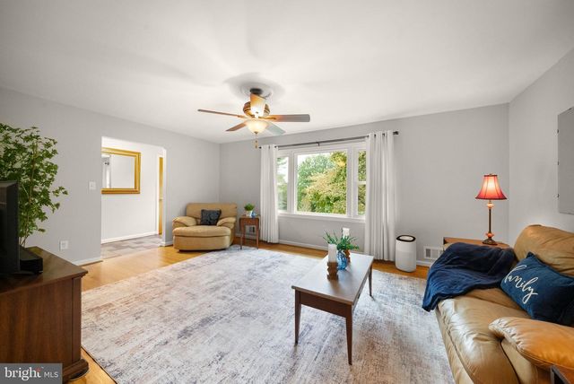 4580 AKERS LN, Warrenton, VA 20187