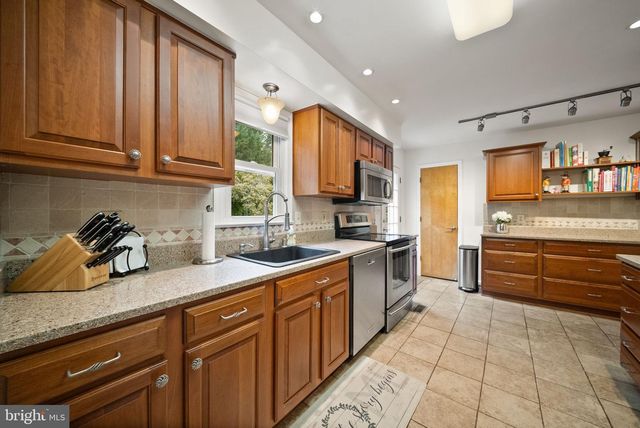 4580 AKERS LN, Warrenton, VA 20187