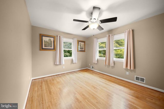 4580 AKERS LN, Warrenton, VA 20187