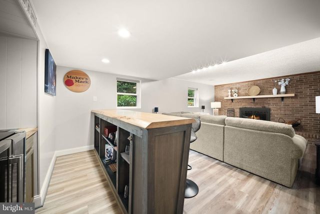 4580 AKERS LN, Warrenton, VA 20187