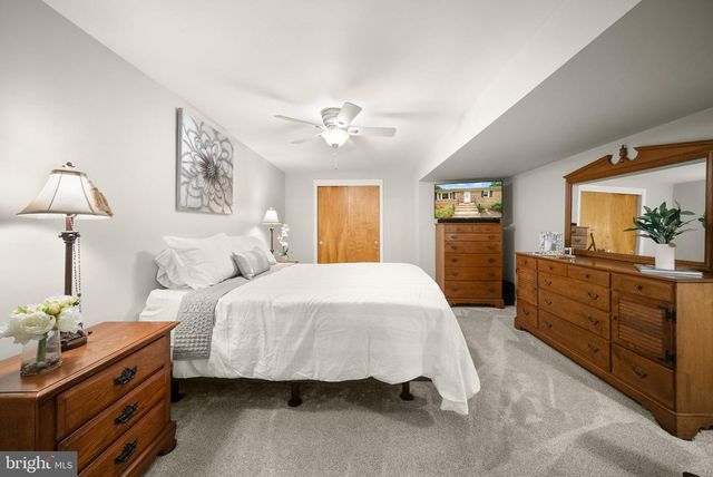 4580 AKERS LN, Warrenton, VA 20187
