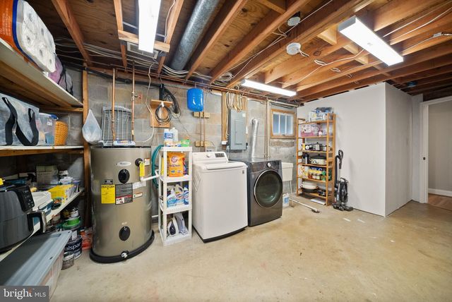 4580 AKERS LN, Warrenton, VA 20187