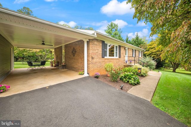 4580 AKERS LN, Warrenton, VA 20187
