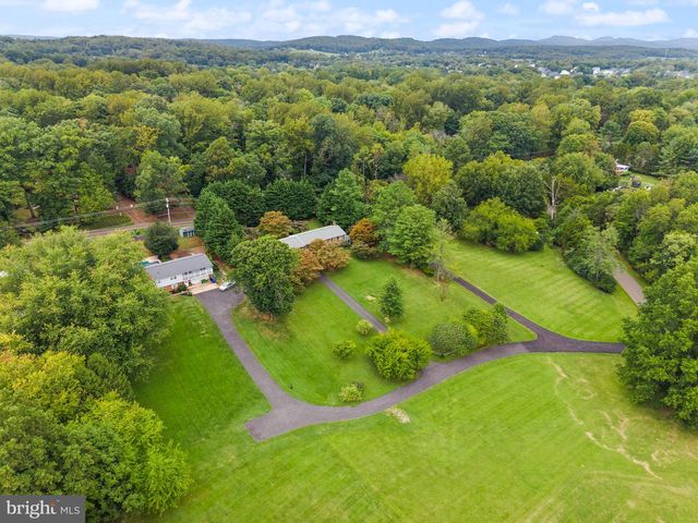 4580 AKERS LN, Warrenton, VA 20187