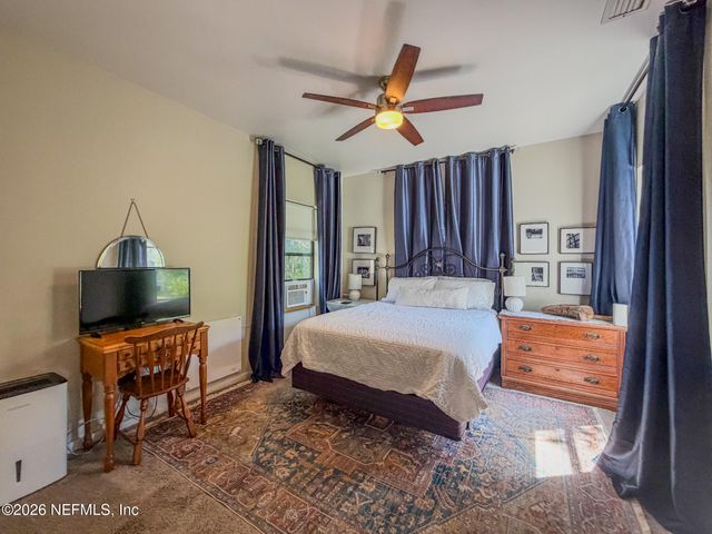 3885 VALENCIA Road, Jacksonville, FL 32205