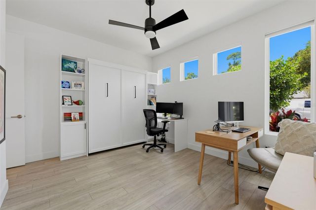 5160 DARTMOUTH AVENUE N, St Petersburg, FL 33710