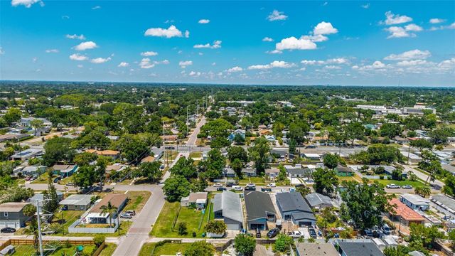 5160 DARTMOUTH AVENUE N, St Petersburg, FL 33710