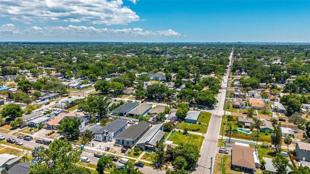 5160 DARTMOUTH AVENUE N, St Petersburg, FL 33710