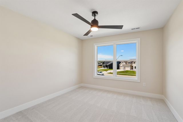 250 NW Copperleaf Court, Waukee, IA 50263