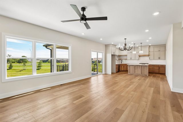 250 NW Copperleaf Court, Waukee, IA 50263