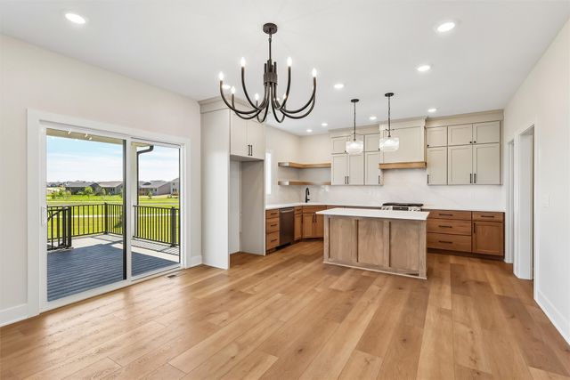 250 NW Copperleaf Court, Waukee, IA 50263