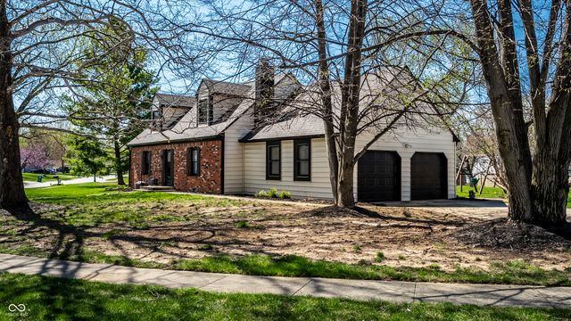 918 Briarwood Drive, Brownsburg, IN 46112