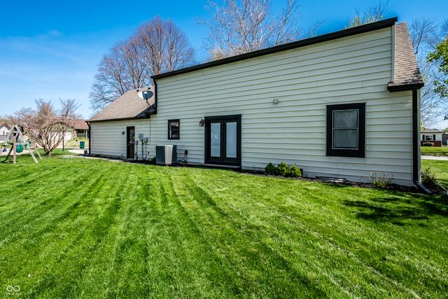 918 Briarwood Drive, Brownsburg, IN 46112