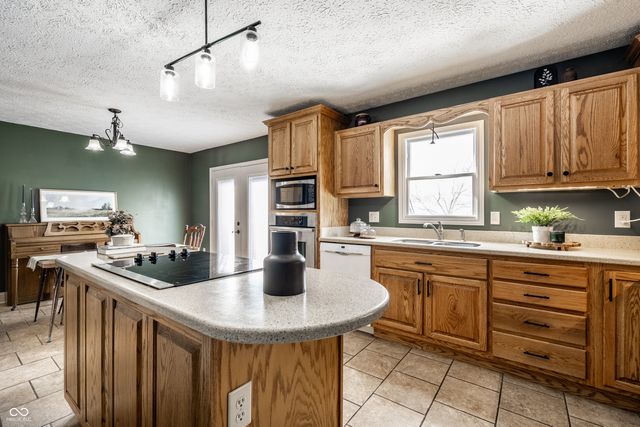 918 Briarwood Drive, Brownsburg, IN 46112