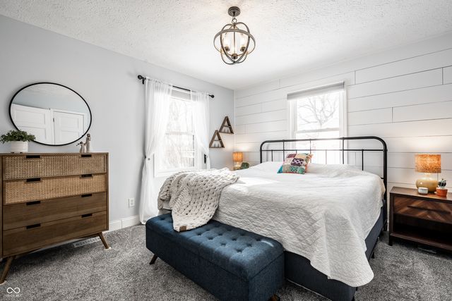 918 Briarwood Drive, Brownsburg, IN 46112