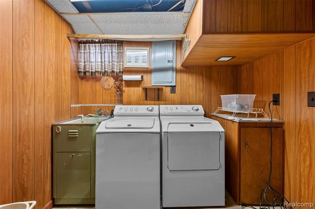 404 Lexington Boulevard, Royal Oak, MI 48073