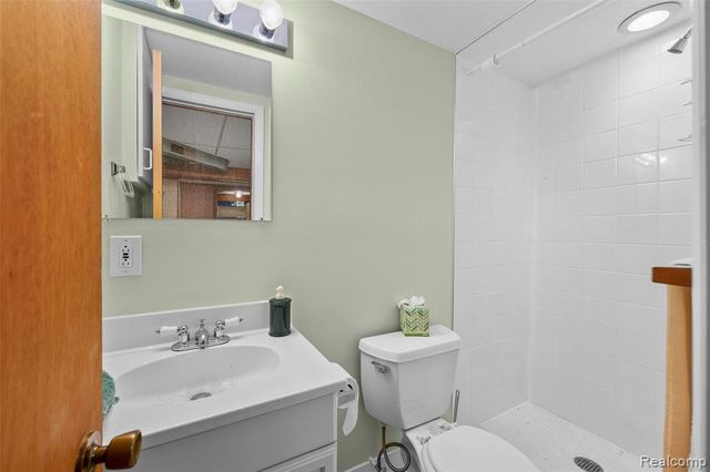 404 Lexington Boulevard, Royal Oak, MI 48073