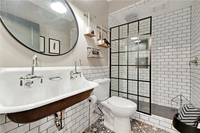 11510 W 157th Terrace, Overland Park, KS 66221