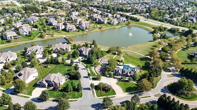 11510 W 157th Terrace, Overland Park, KS 66221