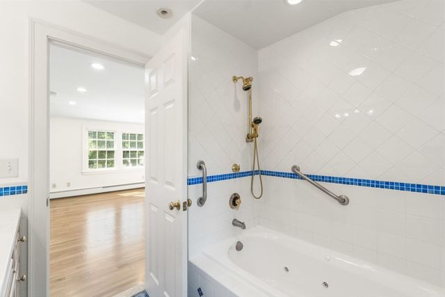 82 Allen Avenue SF, Newton, MA 02468